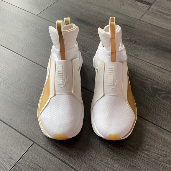Puma Shoes - White puma shoes